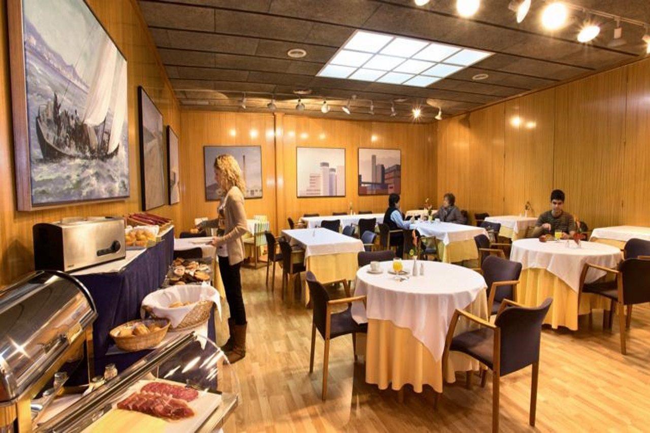 Hotel Domo فيلافرانكا ديل بينيدس المظهر الخارجي الصورة